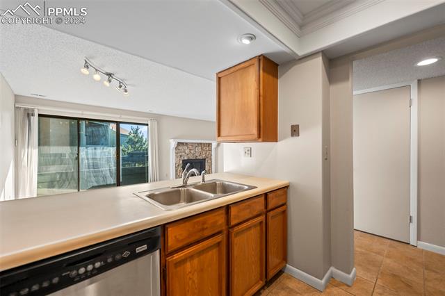 MLS Image for 140 W Rockrimmon  204 ,Colorado Springs, Colorado