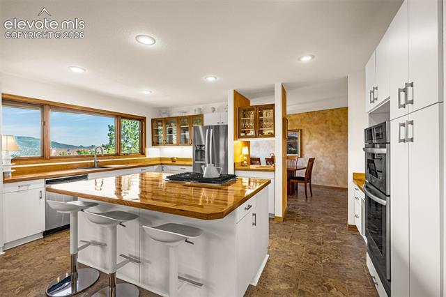 MLS Image for 531  CRYSTAL HILLS  ,Manitou Springs, Colorado
