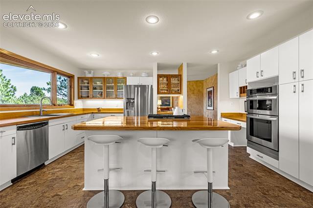 MLS Image for 531  CRYSTAL HILLS  ,Manitou Springs, Colorado