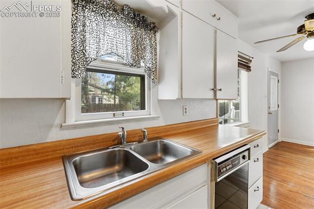MLS Image for 1527 W Cheyenne  ,Colorado Springs, Colorado