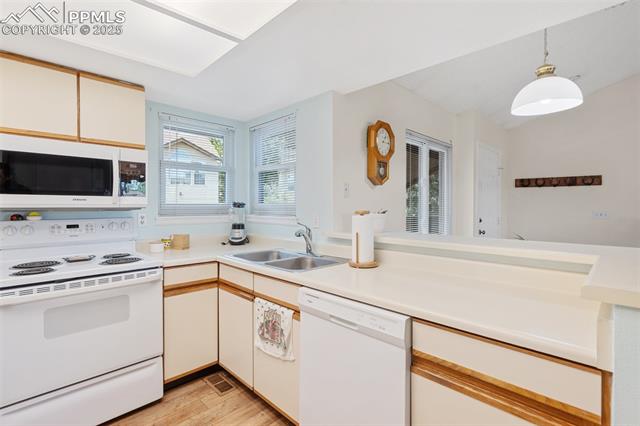 MLS Image for 3021  Capstan   ,Colorado Springs, Colorado