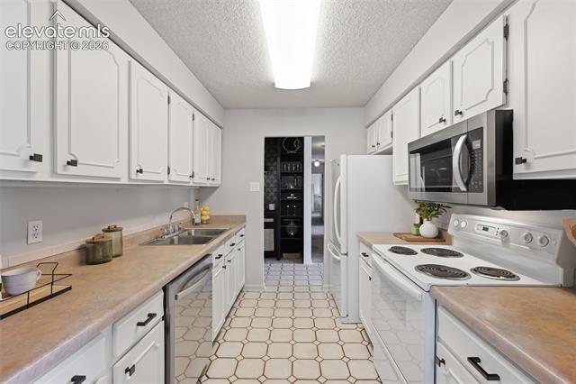 MLS Image for 411  Lakewood  B614 ,Colorado Springs, Colorado
