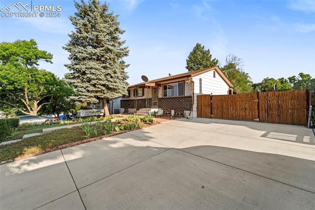 MLS Image for 4768 S Gracemoor  ,Colorado Springs, Colorado