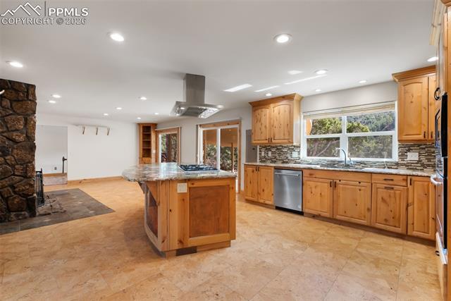 MLS Image for 11545  Calle Corvo  ,Colorado Springs, Colorado