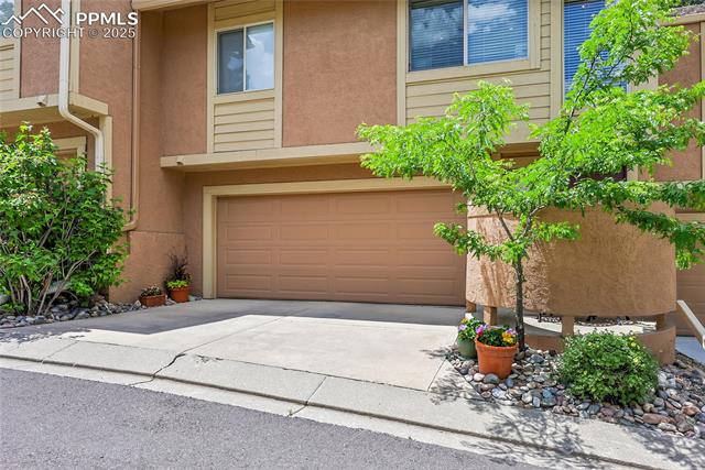 MLS Image for 4120  AUTUMN HEIGHTS  B ,Colorado Springs, Colorado