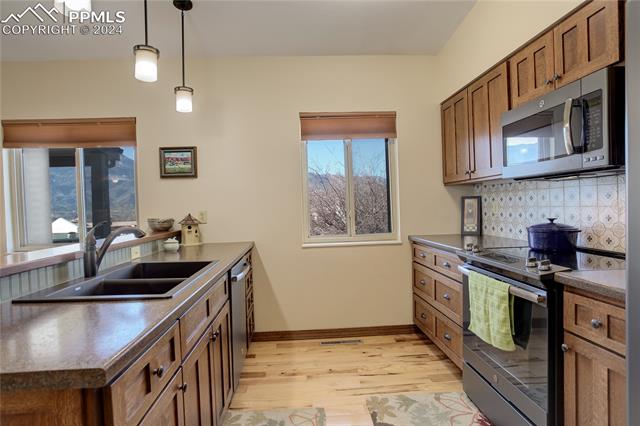 MLS Image for 1142  Fontmore  C ,Colorado Springs, Colorado