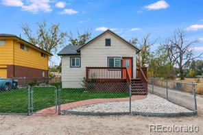 2902 w 56th avenue, Denver sold home. Closed on 2022-12-29 for $400,000.