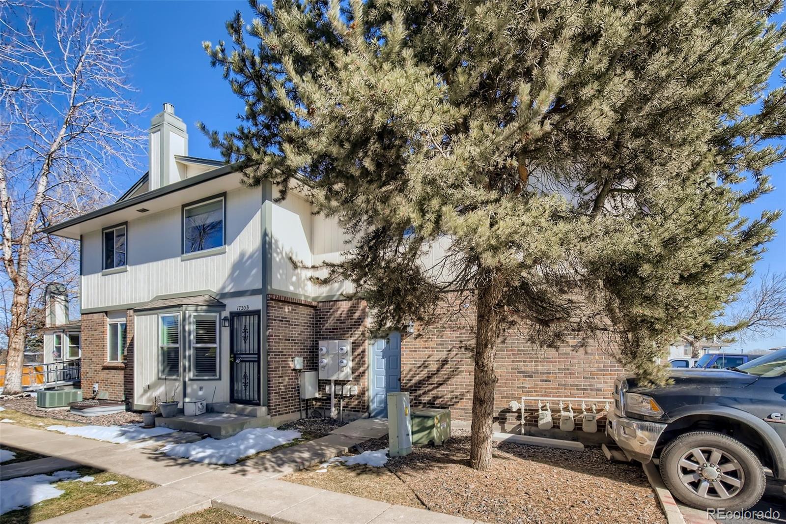 1720 S Ammons Street B, Lakewood  MLS: 3272442 Beds: 2 Baths: 2 Price: $365,000