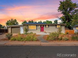 5215 s crocker street, Littleton sold home. Closed on 2022-12-16 for $547,000.