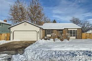 5214 S Richfield Street, centennial MLS: 2310821 Beds: 5 Baths: 3 Price: $556,500