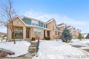 9815 W Hinsdale Place, littleton MLS: 2567278 Beds: 3 Baths: 4 Price: $575,000