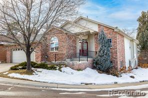 5901 W Lehigh Avenue, denver MLS: 5726000 Beds: 4 Baths: 4 Price: $750,000