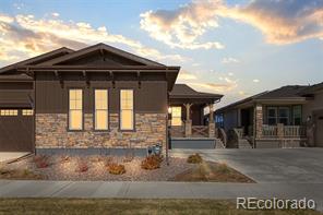 1929  Canyonpoint Lane, castle pines MLS: 8930061 Beds: 3 Baths: 2 Price: $725,000