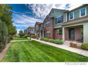 767  Roslyn Street 22, Denver  MLS: 7613953 Beds: 2 Baths: 3 Price: $539,000