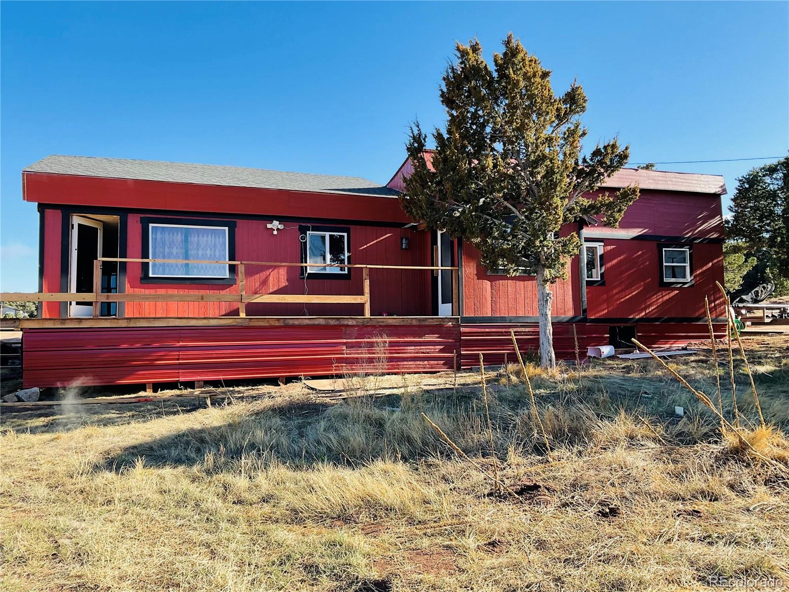 4009  comanche drive, Walsenburg sold home. Closed on 2024-01-26 for $156,000.