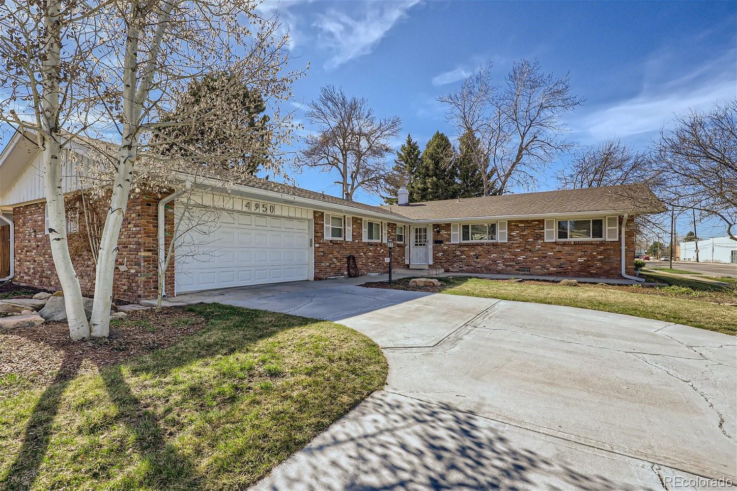 4950  Happy Canyon Road, denver MLS: 2124624 Beds: 4 Baths: 4 Price: $845,000