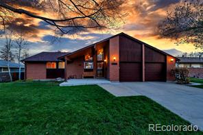 8664 W 67th Place, arvada MLS: 5260516 Beds: 4 Baths: 3 Price: $950,000