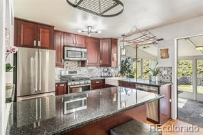 11222 W Arizona Avenue, lakewood MLS: 3305745 Beds: 5 Baths: 3 Price: $630,000