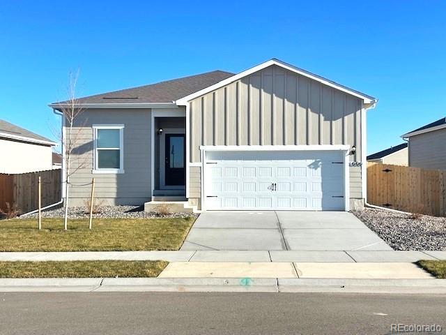 1000  Gianna Avenue, fort lupton MLS: 5653771 Beds: 3 Baths: 2 Price: $472,900