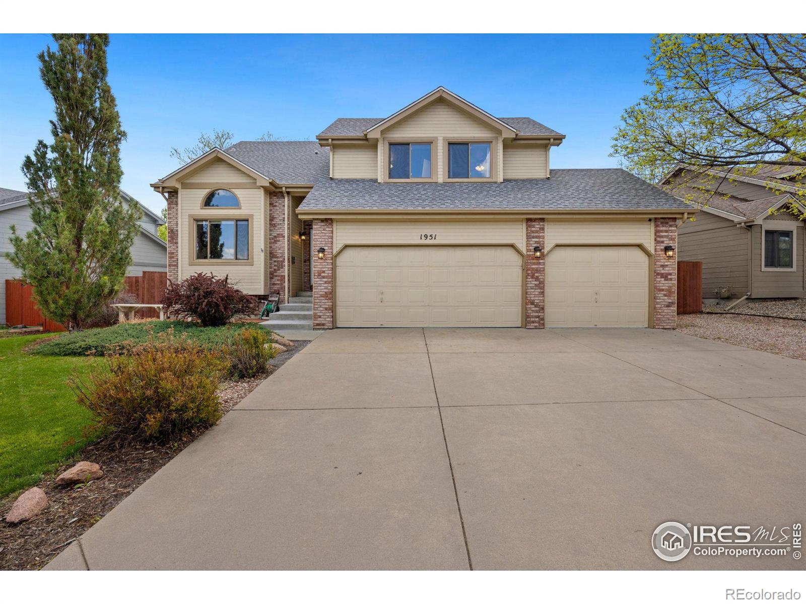 1951  Silvergate Road, fort collins MLS: 123456789988218 Beds: 4 Baths: 4 Price: $635,000