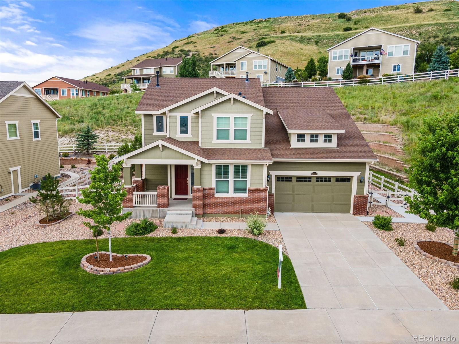 3888  Eveningglow Way, castle rock MLS: 4312316 Beds: 4 Baths: 3 Price: $739,000