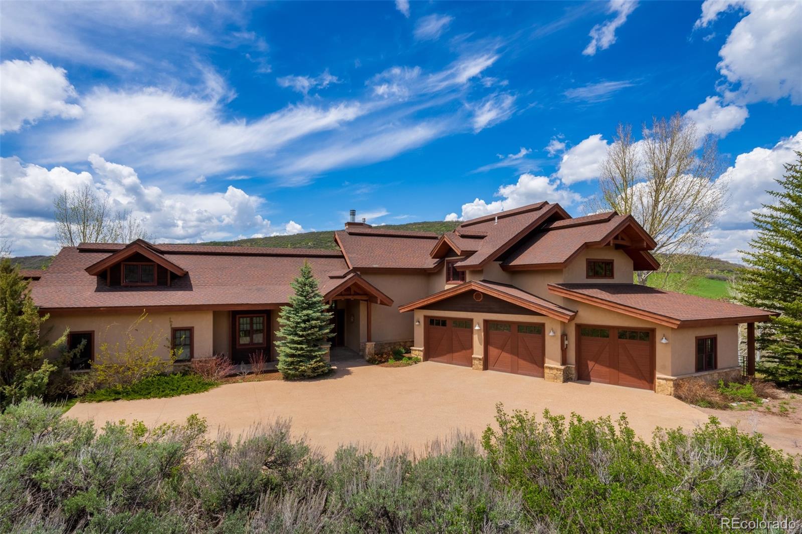 24820  creek ranch road, Oak Creek sold home. Closed on 2024-01-16 for $2,300,000.