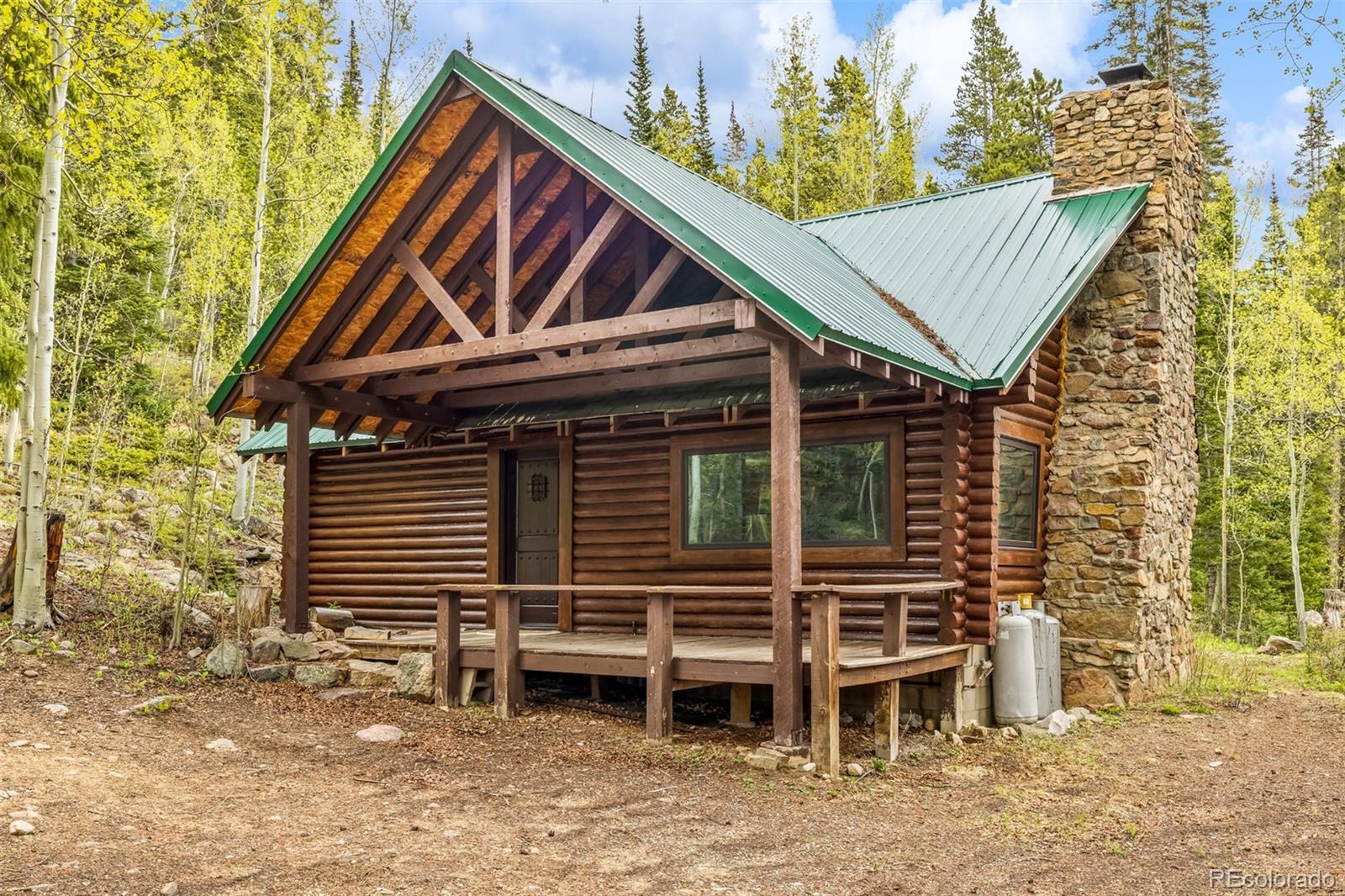 4391  herman gulch road, Silver Plume sold home. Closed on 2023-09-28 for $265,000.