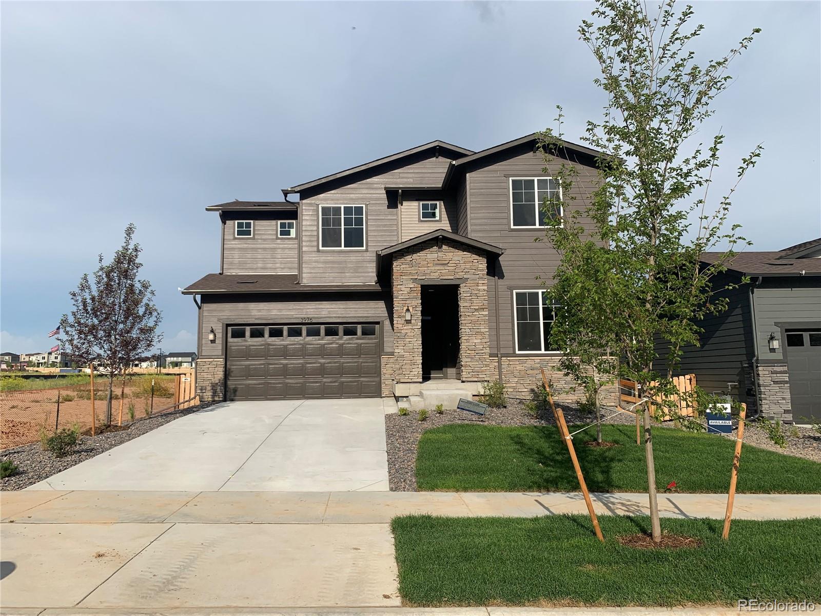 3976 N Catawba Way, aurora MLS: 3844782 Beds: 6 Baths: 3 Price: $784,990