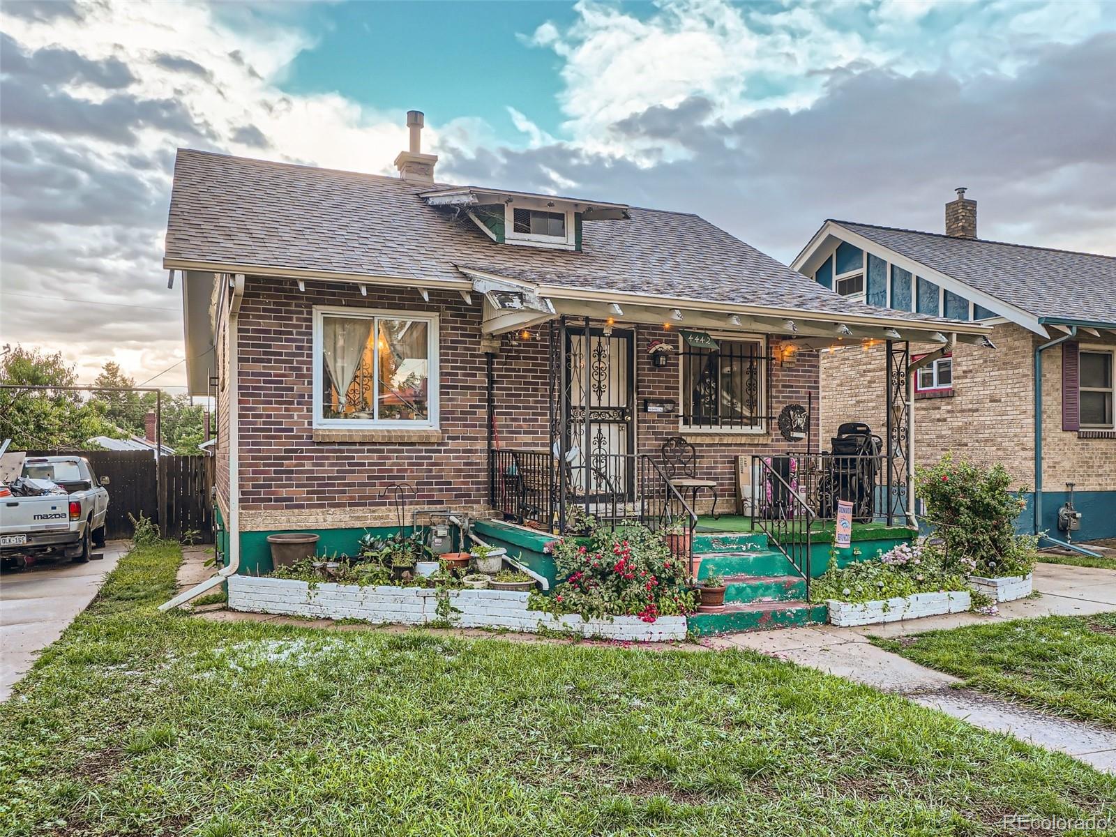 4442  Decatur Street, denver MLS: 4413639 Beds: 2 Baths: 1 Price: $525,000