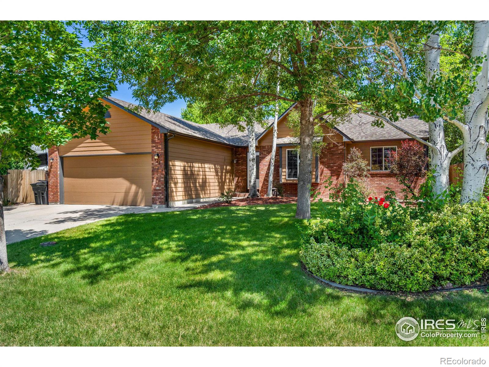 122 N 50th Ave Ct, greeley MLS: 123456789991448 Beds: 5 Baths: 2 Price: $440,000