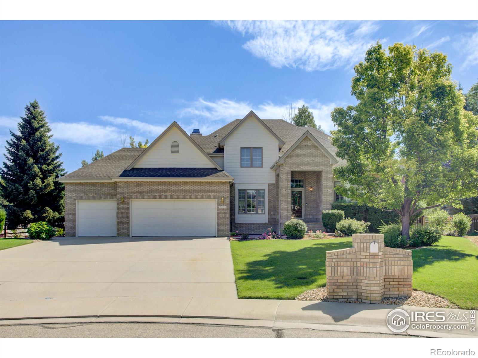 1690  Radcliffe Place, longmont MLS: 456789991859 Beds: 5 Baths: 4 Price: $829,000