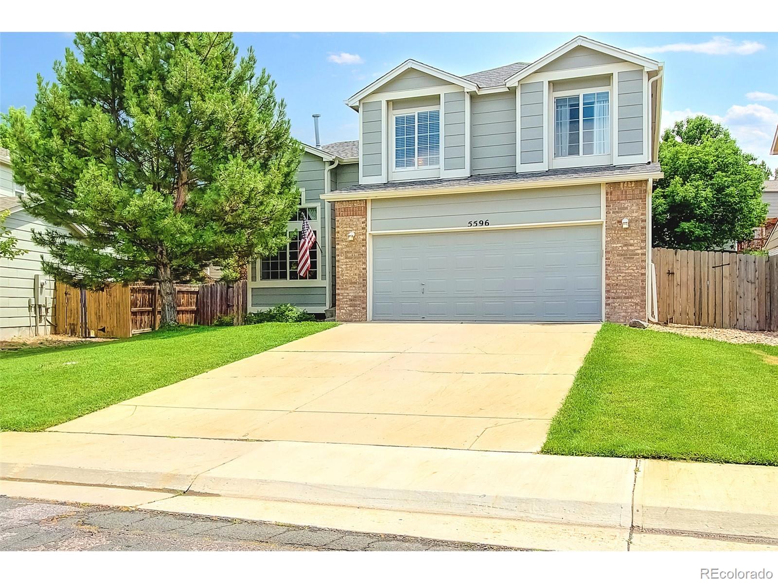 5596  Valdai Street, aurora MLS: 9532791 Beds: 5 Baths: 4 Price: $574,500