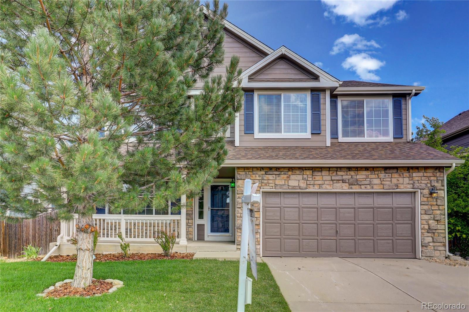 608  Hampstead Avenue, castle rock MLS: 4318638 Beds: 5 Baths: 3 Price: $600,000