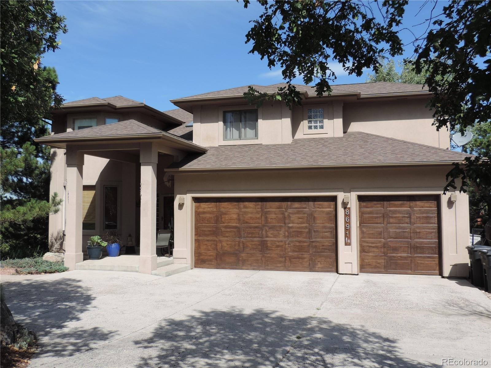 8691  Thunderbird Circle, parker MLS: 3542416 Beds: 4 Baths: 4 Price: $869,000