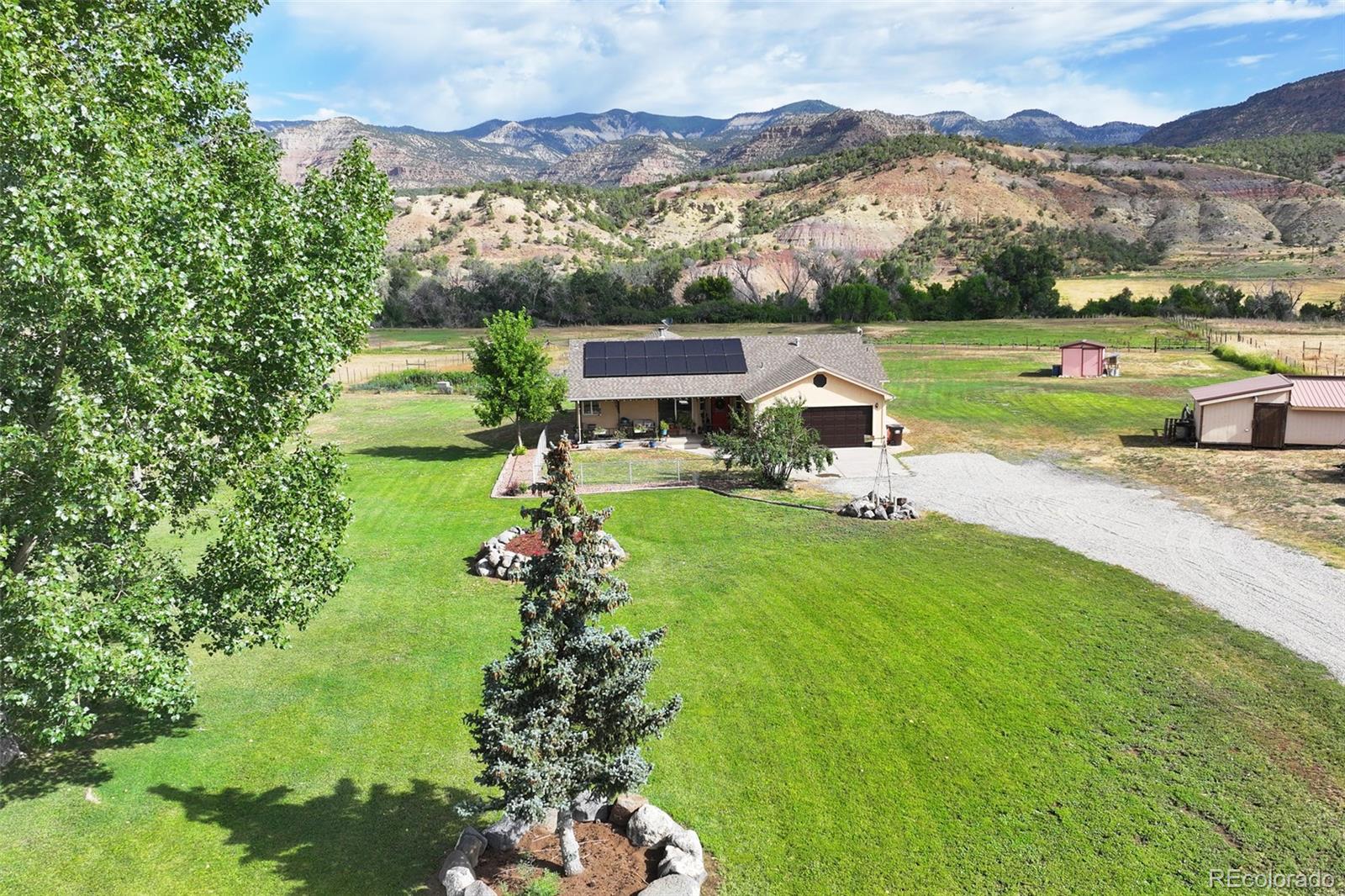 15839 charles avenue, Collbran sold home. Closed on 2023-10-23 for $642,000.