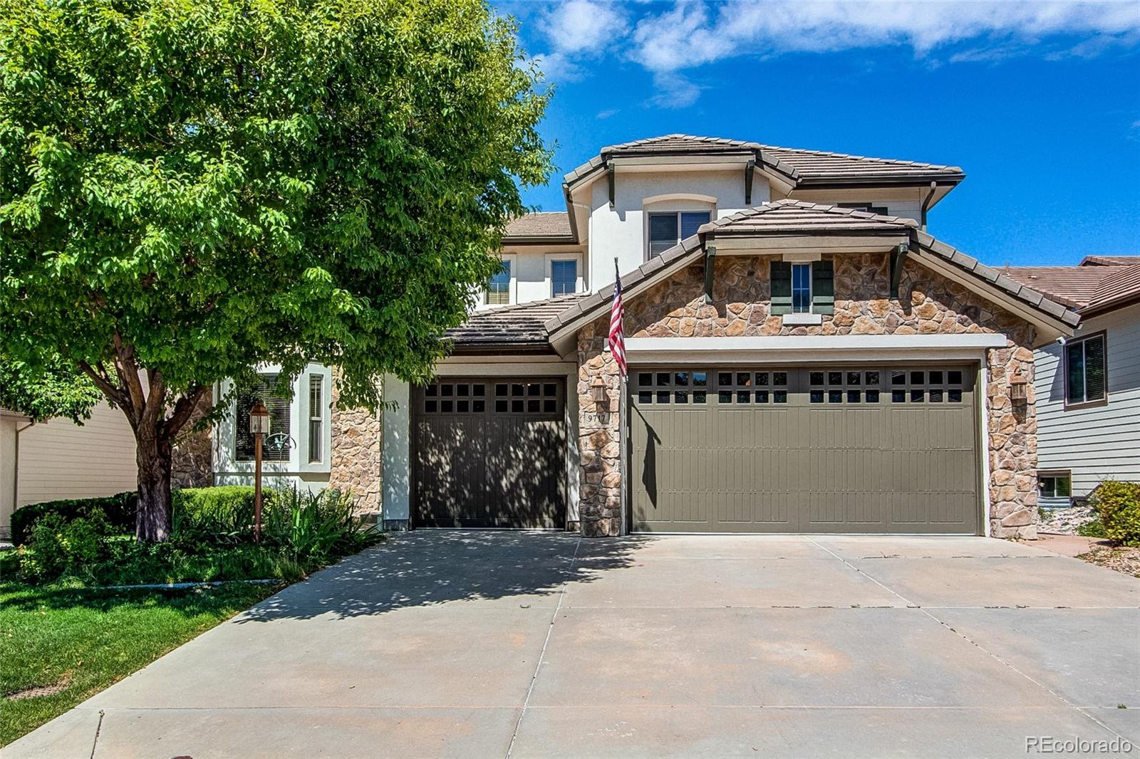 9717  Sunset Hill Drive, lone tree MLS: 9082078 Beds: 4 Baths: 3 Price: $1,135,000