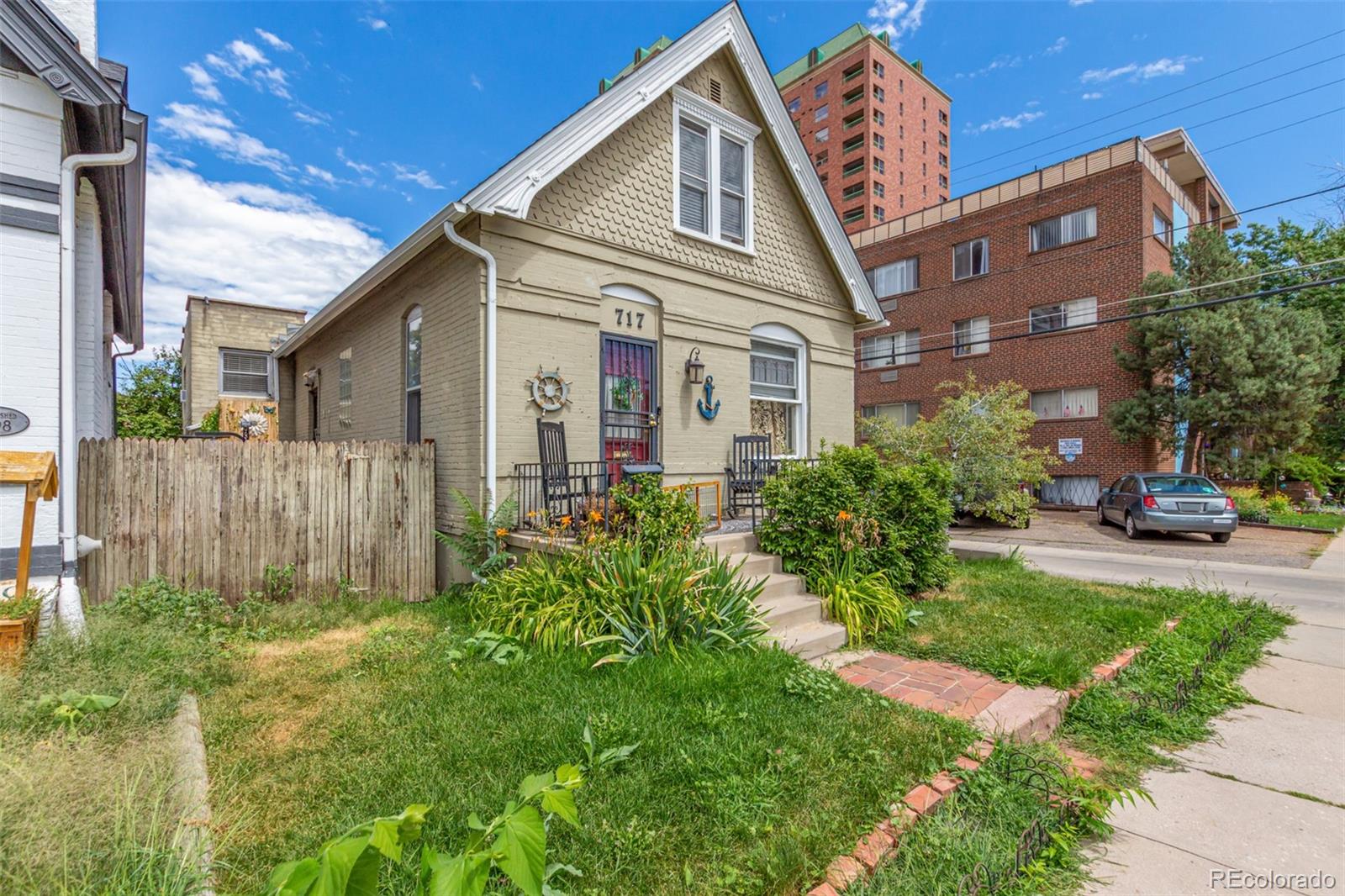 717 e 1st avenue, Denver sold home. Closed on 2024-02-09 for $720,000.