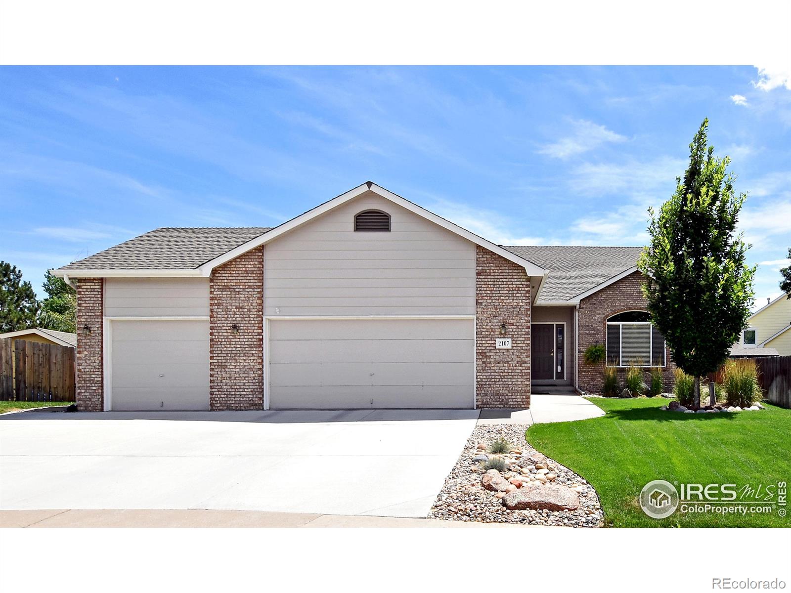 2107  bronson court, fort collins sold home. Closed on 2023-09-22 for $684,000.