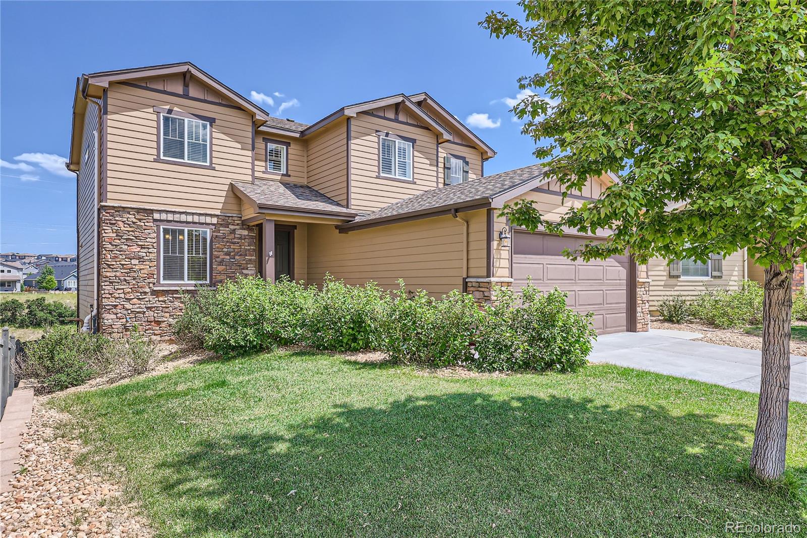 4451  McMurdo Court, castle rock MLS: 8981824 Beds: 4 Baths: 5 Price: $674,900