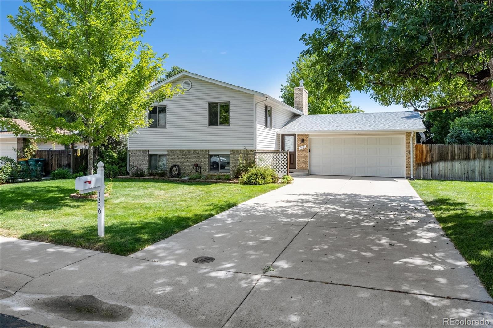 1350  miramonte court, broomfield sold home. Closed on 2024-01-12 for $530,000.