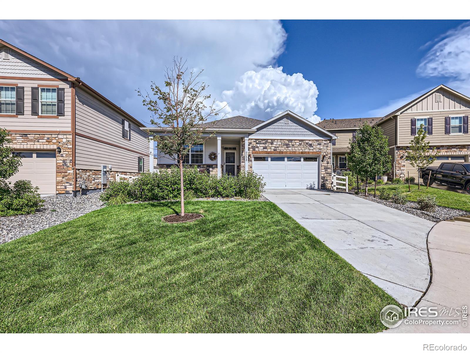 6058  Sun Mesa Circle, castle rock MLS: 456789993735 Beds: 4 Baths: 2 Price: $585,000