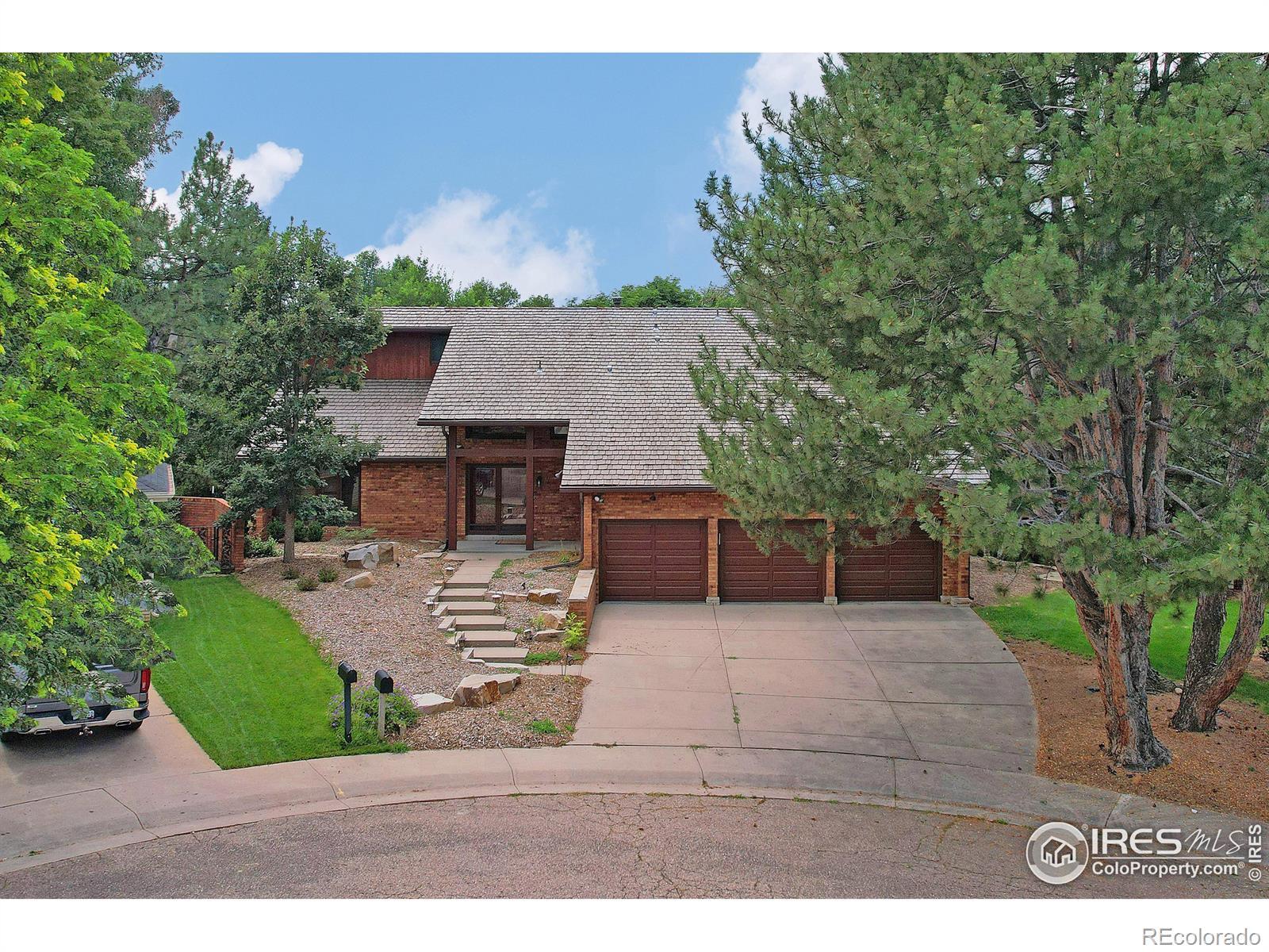 1715  37th Avenue, greeley MLS: 456789993793 Beds: 4 Baths: 4 Price: $650,000