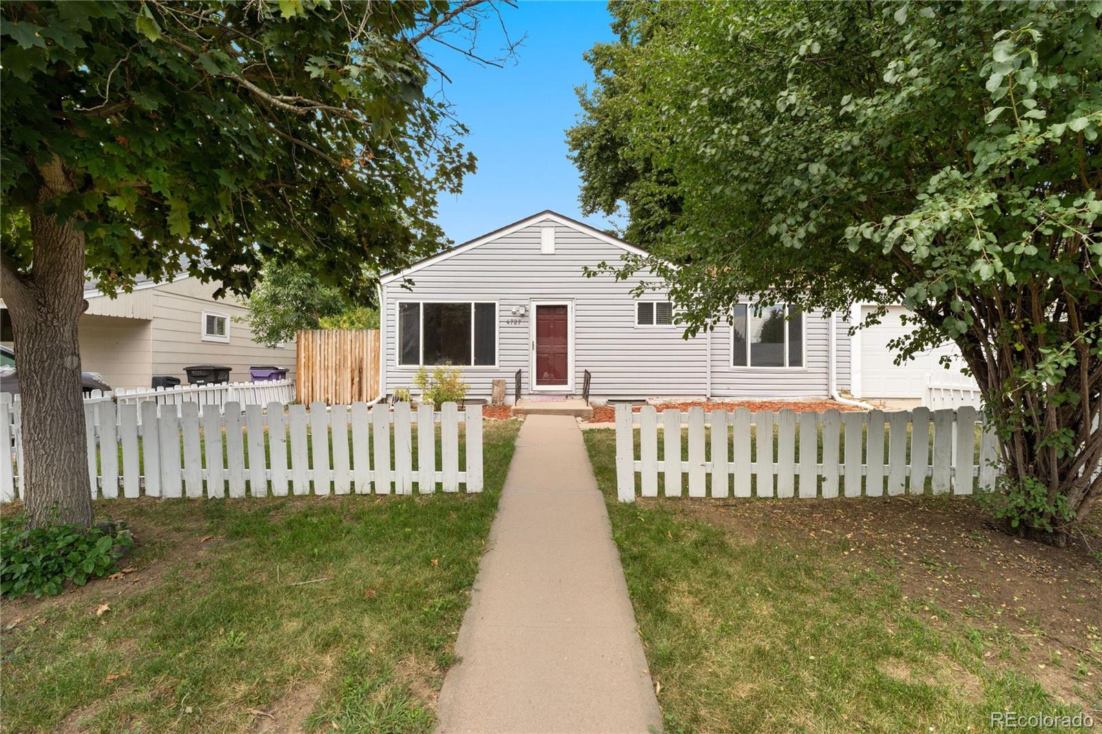 4727 E Bails Place, denver MLS: 4690764 Beds: 4 Baths: 2 Price: $545,000