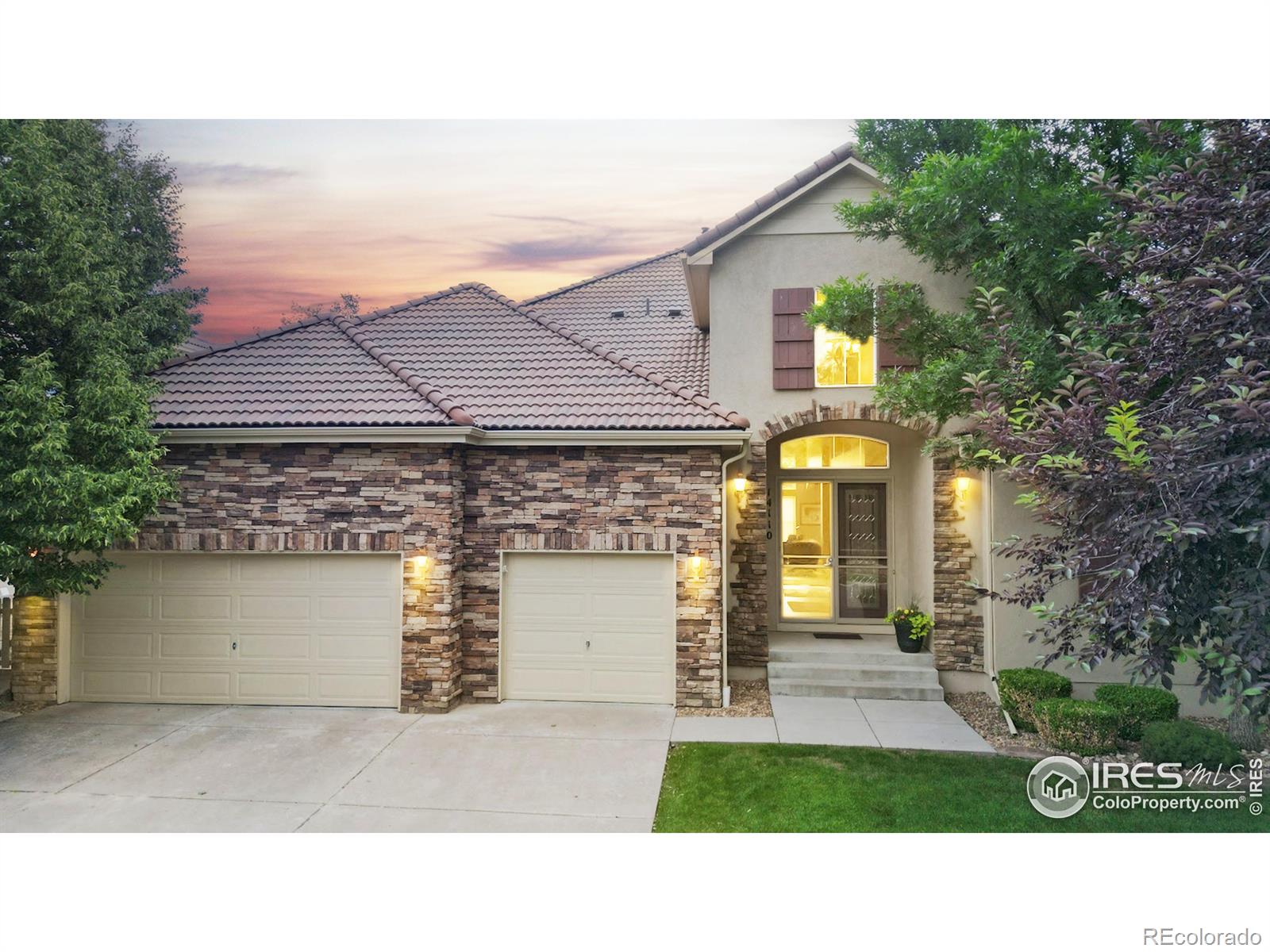 14110  Kahler Place, broomfield MLS: 456789994521 Beds: 5 Baths: 4 Price: $1,095,000