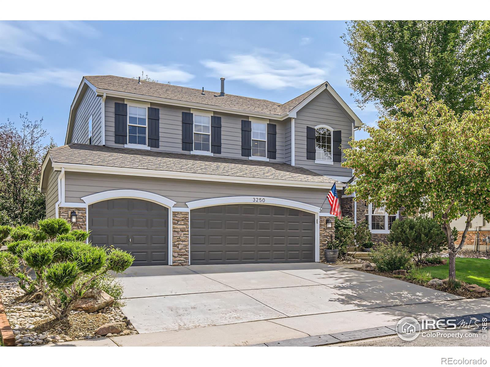 3250  tabernash drive, Loveland sold home. Closed on 2023-10-02 for $765,000.