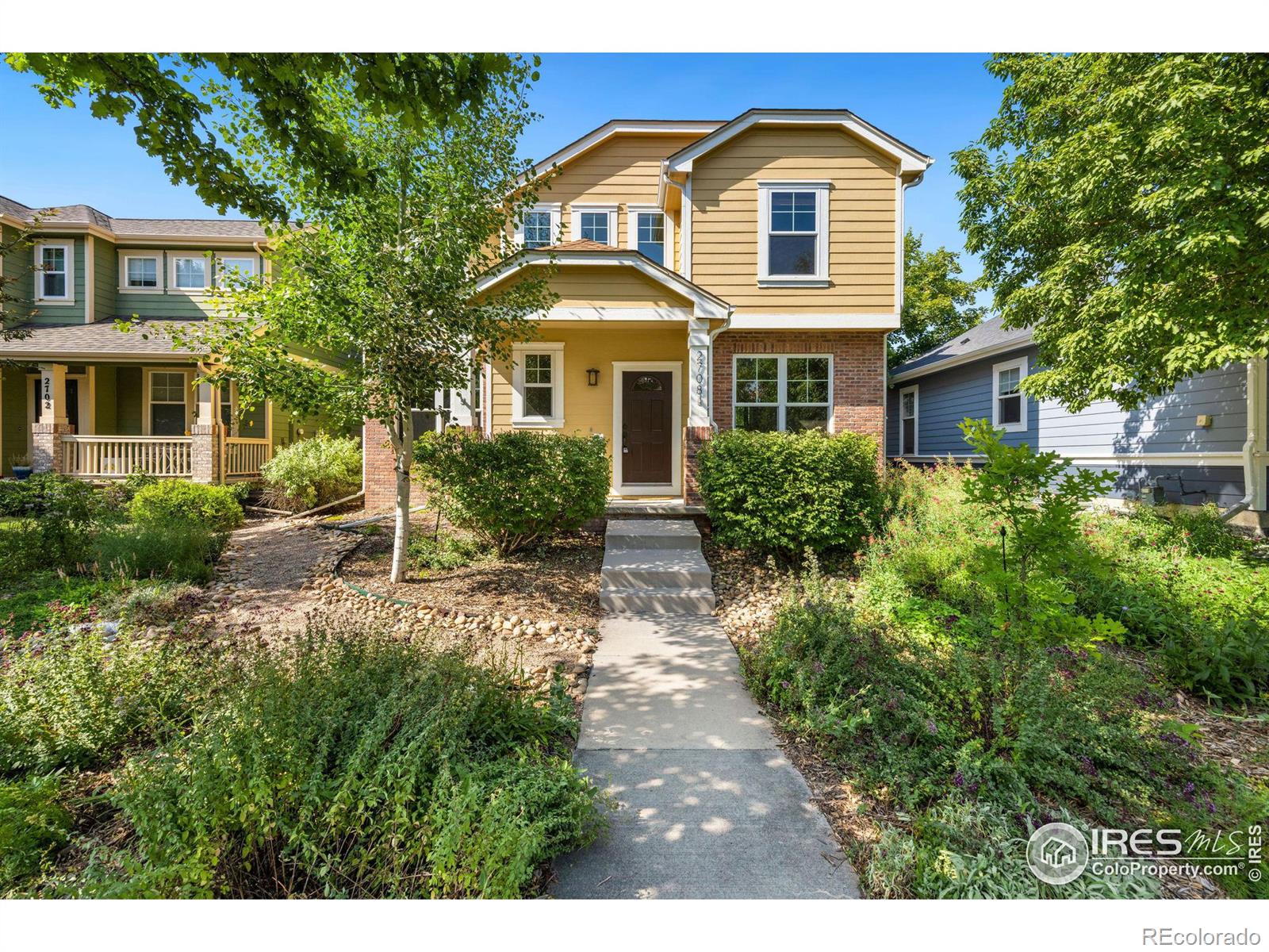 2708  County Fair Lane, fort collins MLS: 123456789994572 Beds: 5 Baths: 4 Price: $650,000