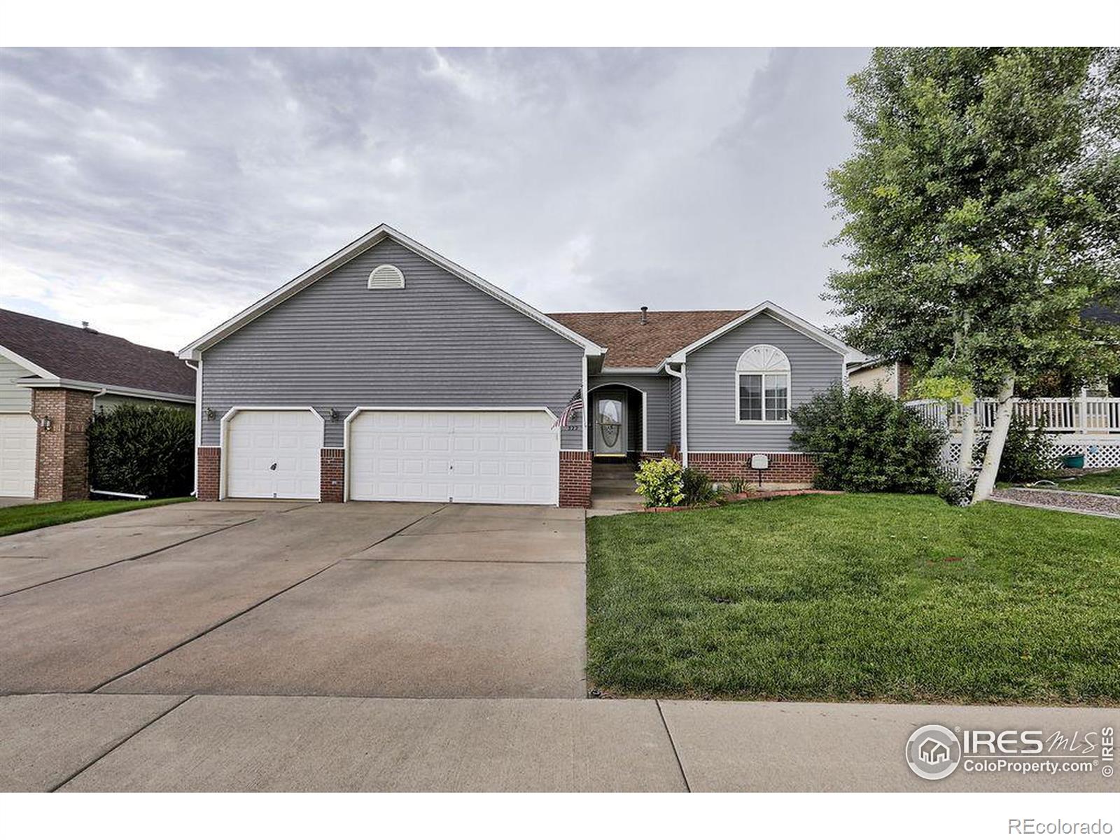 322  53rd Ave Ct, greeley MLS: 123456789994622 Beds: 4 Baths: 3 Price: $479,900