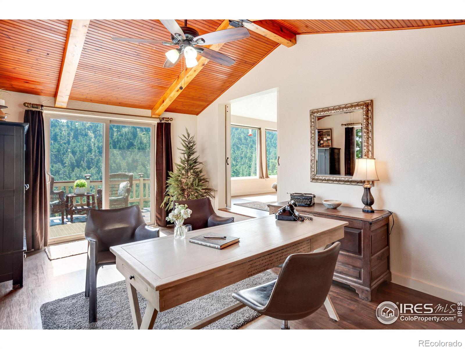 276  Sandstone Drive, lyons MLS: 456789994715 Beds: 3 Baths: 1 Price: $650,000
