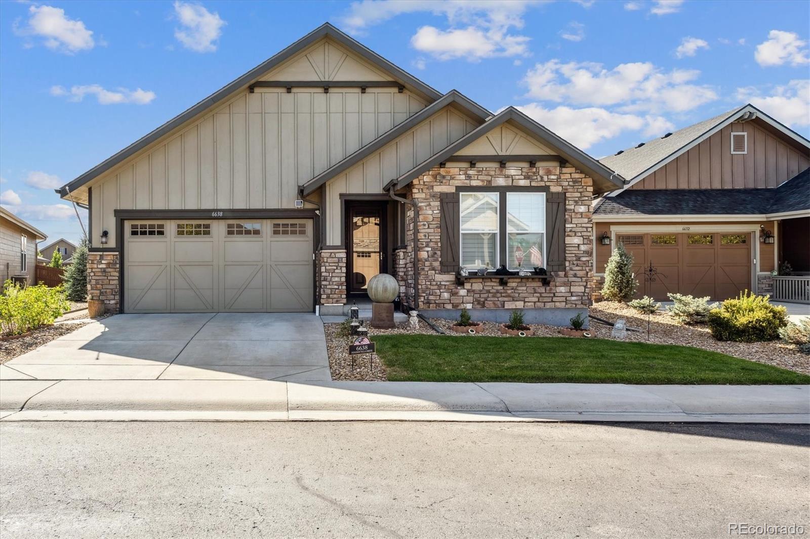 6638  Fonder Villa Drive, parker MLS: 5157150 Beds: 3 Baths: 3 Price: $825,000