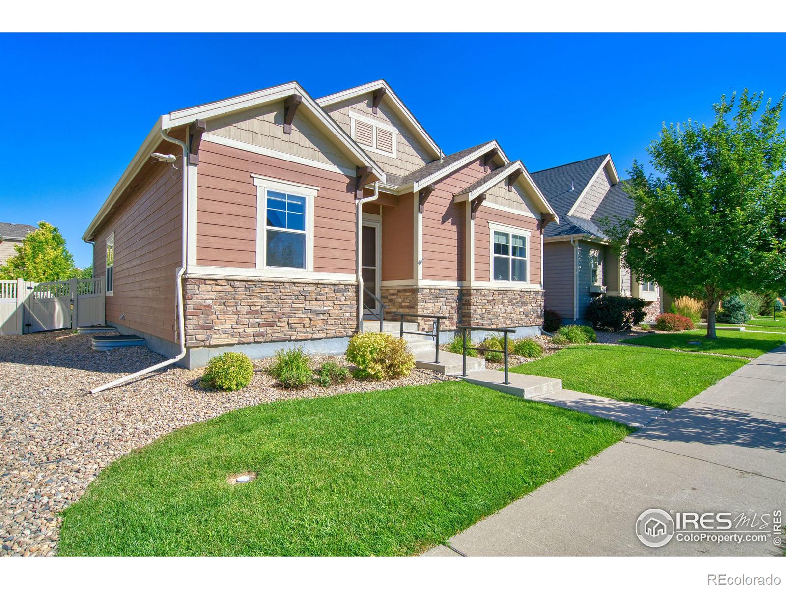 1409  Armstrong Drive, longmont MLS: 123456789994917 Beds: 3 Baths: 3 Price: $640,000